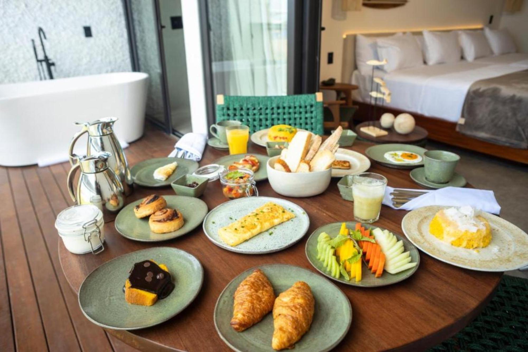 Nanii Hotel サン・ミゲル・ド・ゴストーゾ エクステリア 写真